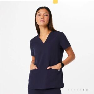 Figs Navy Blue Casma 3 Pocket Short Sleeve Scrub Top